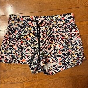 Athleta Colorful Patterned Women's Shorts